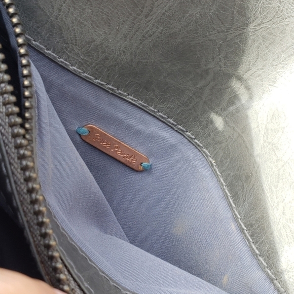 Cute little Free People Purse - Picture 2 of 7